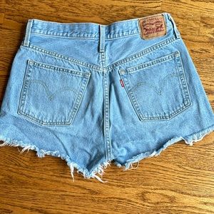 Levi’s 501 Jean denim shorts cut off. Size 30. Light wash. Button fly. Hi rise.